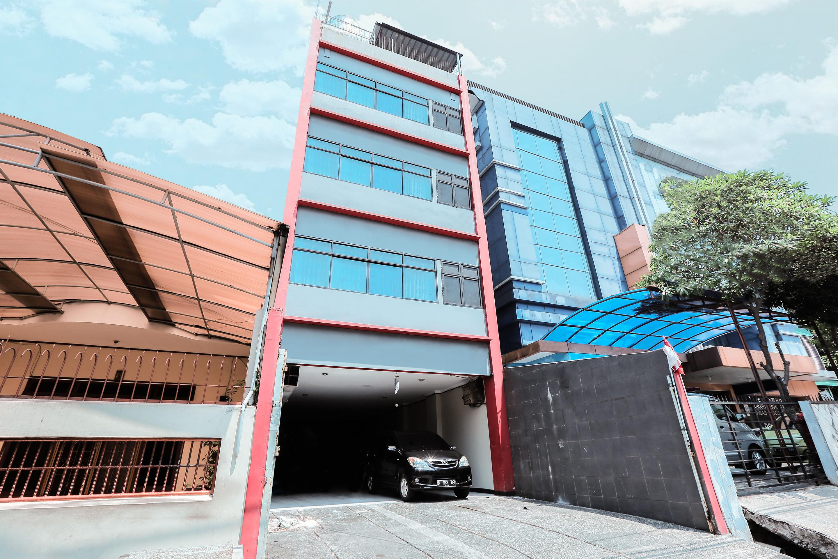 Oyo 117 Blueberry Homestay Jakarta Ngoại thất bức ảnh