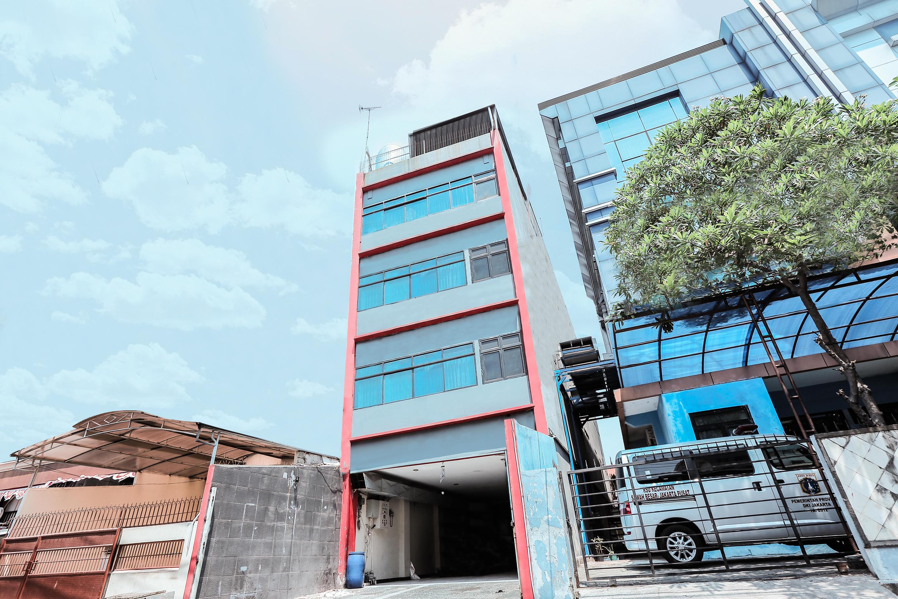 Oyo 117 Blueberry Homestay Jakarta Ngoại thất bức ảnh
