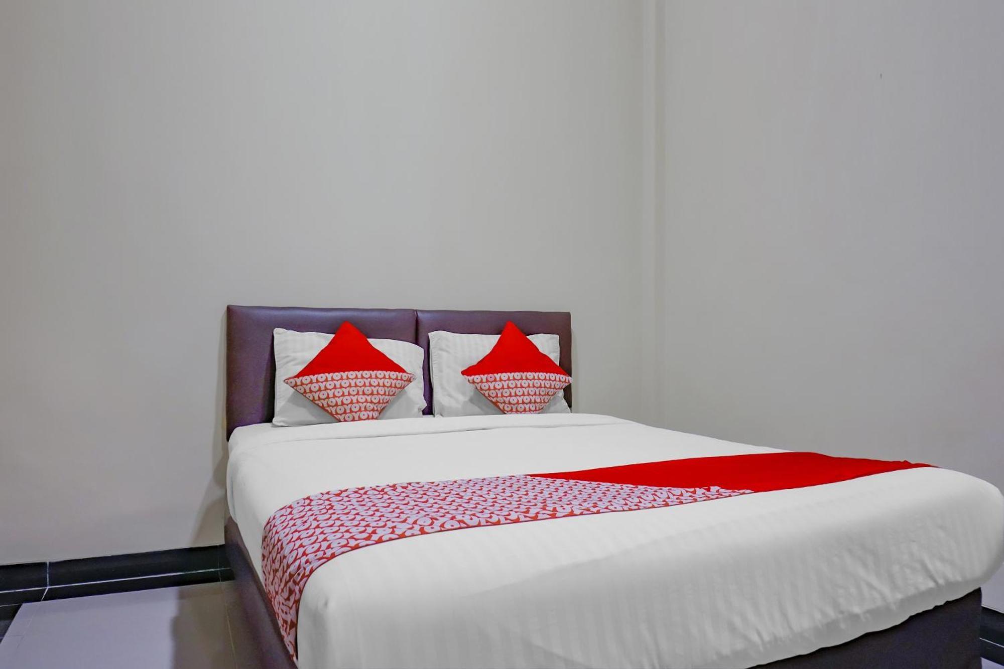 Oyo 117 Blueberry Homestay Jakarta Ngoại thất bức ảnh