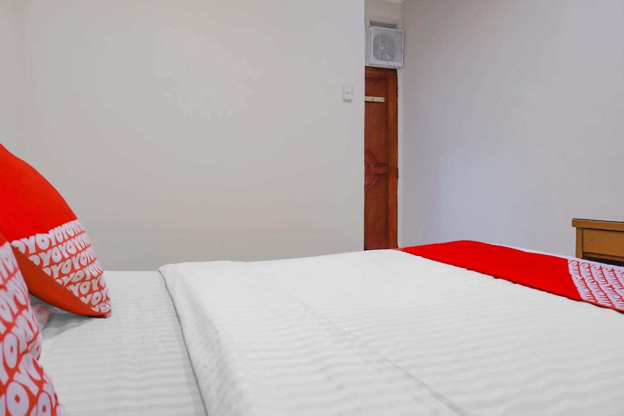 Oyo 117 Blueberry Homestay Jakarta Ngoại thất bức ảnh